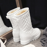 白色雪地靴女内增高加厚保暖平底中筒靴厚底百搭甜美防水皮面棉鞋