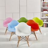 欧式创意简约现代伊姆斯椅宜家休闲椅子实木餐椅靠背椅会议洽谈椅