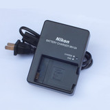尼康D3300 D5100 D5200 D5300 D5500单反相机原装正品充电器MH-24