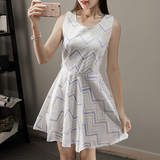 爱菲儿2016女夏季韩版修身无袖学生蕾丝收腰小清新白色收腰连衣裙
