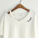 2016夏装新款日系镂空V领字母刺绣白色打底衫女装百搭短袖T恤
