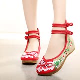 老北京布鞋女民族风绣花鞋中跟单鞋子透气休闲坡跟红色舞蹈女鞋子