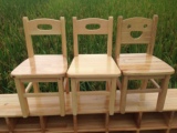 特价幼儿园儿童椅实木靠背椅笑脸原木凳子卡通造型儿童原木椅