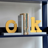 创意儿童房oK字母书档 书房摆件 木质办公室桌面书立书靠书挡摆件