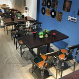 新款实木复古咖啡厅桌椅奶茶甜品店西餐厅酒吧桌椅餐厅餐桌椅组合