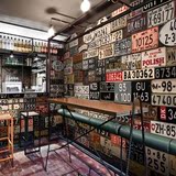 欧式3D复古金属汽车牌照壁纸酒吧餐厅网咖壁画英文字母工业风墙纸