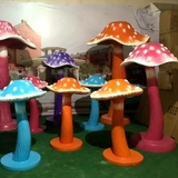 户外园林摆件庭院景观装饰品花园摆件桌椅树脂仿真蘑菇雕塑工艺品