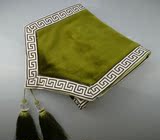 高档样板房时尚简约现代东南亚新中式绿色绒布回纹绣花绿咖色桌旗