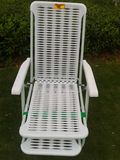 特价白色躺椅塑料睡椅沙滩椅办公室休闲椅架子特级厚钢管折叠躺椅