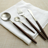 棕色手柄 棕银 不锈钢刀叉勺 西餐餐具 四件套礼盒装 黑色手柄