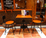 欧式实木餐桌咖啡厅奶茶店桌椅组合西餐厅洽谈酒吧阳台桌椅小方桌
