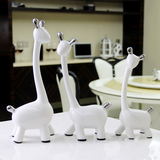 艺术品摆件玄关室内现代简约陶瓷长颈鹿家具装饰品创意儿童房可爱