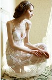 人气欧美宫廷仙透性感长吊带睡衣裙女蕾丝公主纯白孕妇写真服
