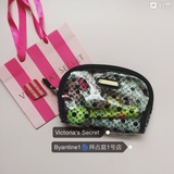 Victoria's secret 维多利亚半透明网格半圆型化妆包 新款