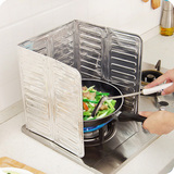 厨房隔油铝箔板煤气灶台挡油板 创意厨房用品 炒菜隔热防溅烫挡板