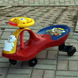 儿童玩具车扭扭车摇摆溜溜学步车带音乐男女宝宝1岁半2-3岁带车筐