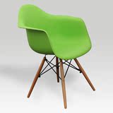 休闲洽谈宜家餐椅咖啡椅简约现代创意实木椅塑料椅靠背伊姆斯椅子