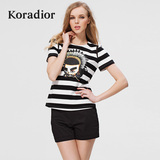 Koradior/珂莱蒂尔正品夏款女装新品印花显瘦条纹修身收腰T恤上衣