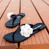 SUNNYCOLOR夏季平跟夹脚人字拖女士凉鞋防滑沙滩鞋花朵拖鞋