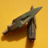 古玩杂项收藏 历代老兵器 带毒槽 生坑青铜箭头 三棱箭头保真特价