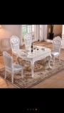 [转卖]欧式大理石实木餐桌可伸缩折叠餐桌椅组合圆形电磁炉钢化