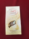 加拿大代购瑞士莲 Lindt Lindor 软心白巧克力球150g结婚喜糖零食