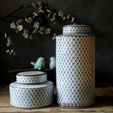 新中式陶瓷装饰摆件 青花手绘罐子 带盖储物罐 样板房玄关摆件