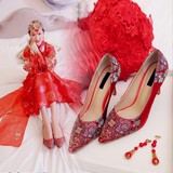 春季红色女士结婚鞋子秀禾服中式新娘尖头细跟红鞋高跟龙凤绣花鞋