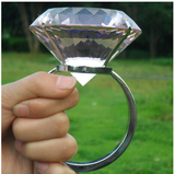 80水晶超大钻戒 钻石大戒指 婚庆布景道具 结婚求婚纪念 生日礼物