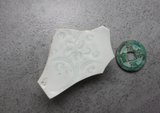 宋代 少见 单色釉 湖田窑 划花  影青瓷 可爱的小整底 古瓷片标本
