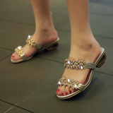 2014夏季时尚带钻粗跟珍珠甜美凉拖鞋坡跟低跟女鞋沙滩夹拖凉鞋子