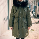 韩国代购Chuu正品冬季新款配色毛领连帽长袖收腰口袋中长加厚风衣