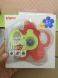 日本原装进口Pigeon 贝亲花状牙胶磨牙器婴儿摇铃玩具 6+泰州现货