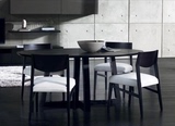 奥美简约现代餐桌椅组合饭台创意时尚椭圆形实木框架贴面会议桌子