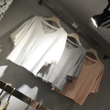 韩国合作品牌MINISM正品批发夏款女士短袖T恤韩版V领荷叶袖打底衣