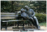 公园小区座椅爷孙人物雕塑亲情主题玻璃钢城市园林景观小品雕塑