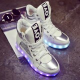 2016秋季新时尚LED亮灯鞋高帮板鞋女内增高厚底运动鞋潮USB可充电