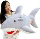 鲨鱼公仔海洋抱枕毛绒玩具午休枕头创意玩偶生日礼物婚庆活动批发