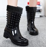 2014新款冬季时尚甜美雨鞋女韩版 中筒保暖雨靴防滑胶鞋 铆钉水鞋