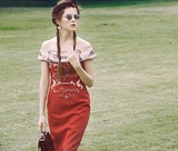 【泰国代购】Disaya 2016春夏新款 字母一字肩复古红色连衣裙中裙
