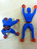 61儿童节超人爬墙蜘蛛人儿童玩具批发怀旧小玩具幼儿园奖品小礼物