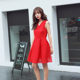 韩版小香风蕾丝镂空V领收腰红色连衣裙女夏中长款修身显瘦背心裙