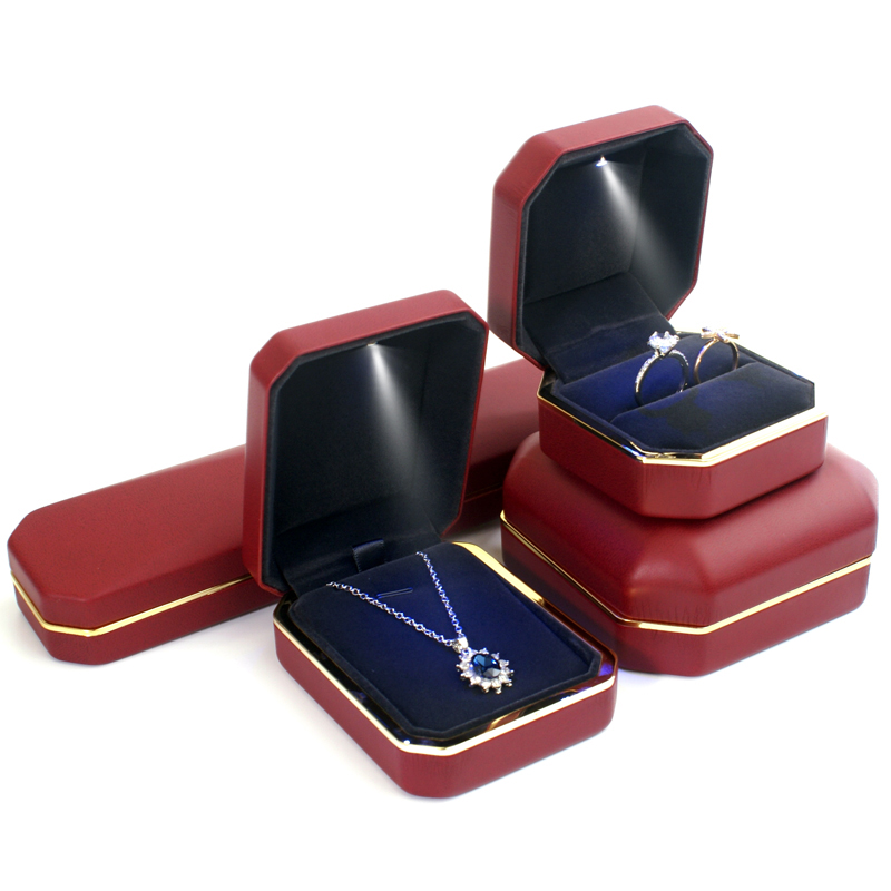High-end LED jewelry box PU leather creative box pendant ring necklace bracelet box gift box with light box
