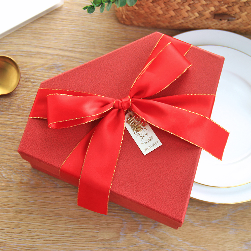 Spend half a li wedding diamond return box wedding bridesmaid bridesmaid gift box honey empty box box festival box happy sugar box