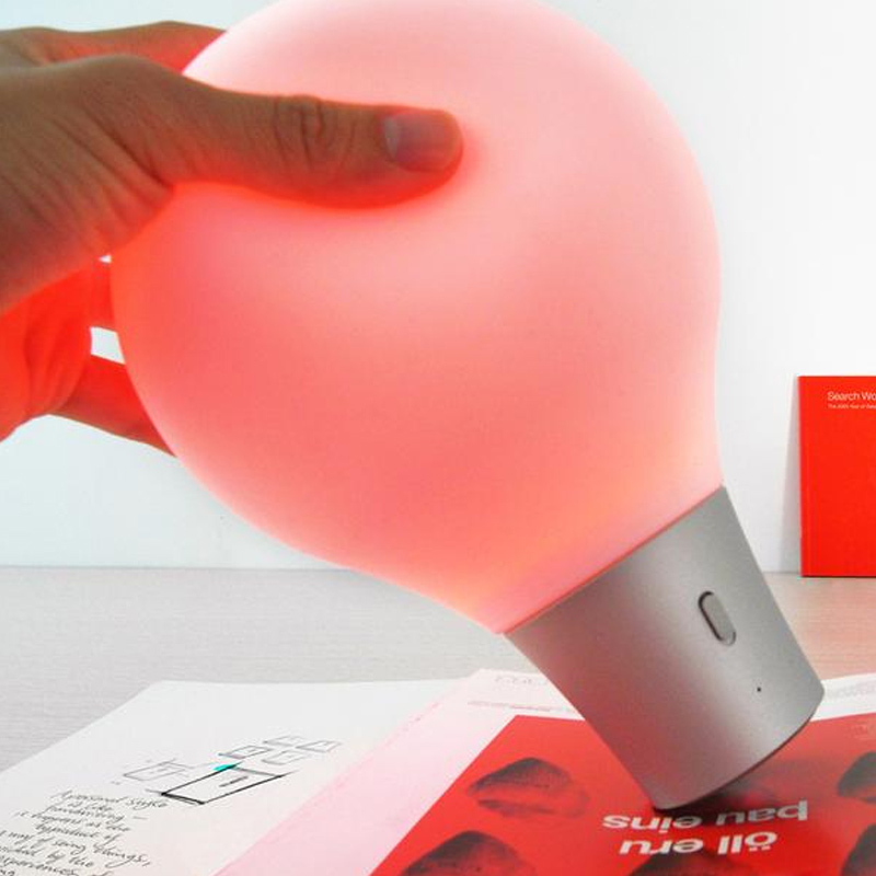 5Cgo Creative ColorUp color-absorbing light magic induction color-changing LED silicone bulb bedroom night light Taiwan