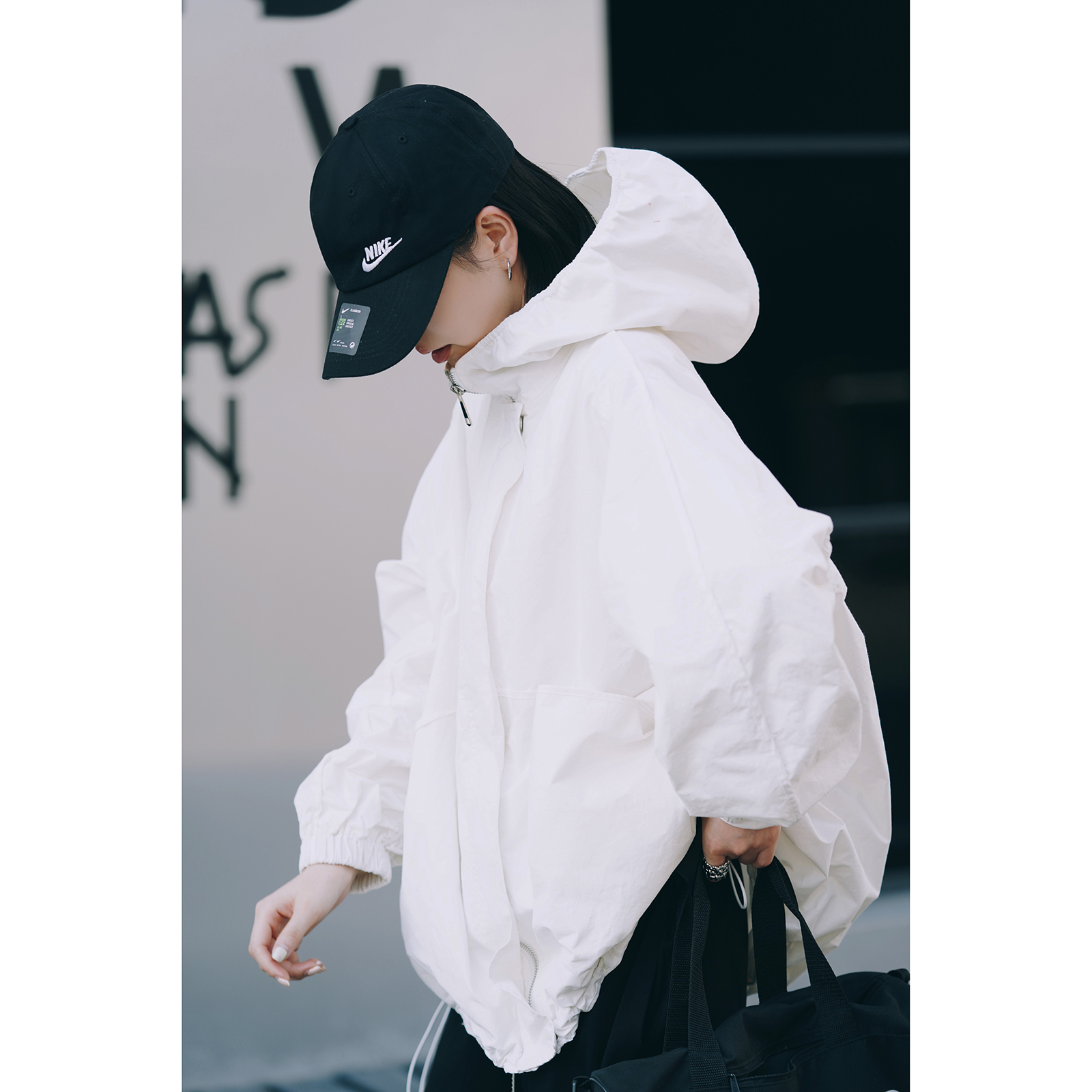 Liseyen stormtrooper womens fashion loose spring fried street tide coat cool hooded windproof high-neck casual