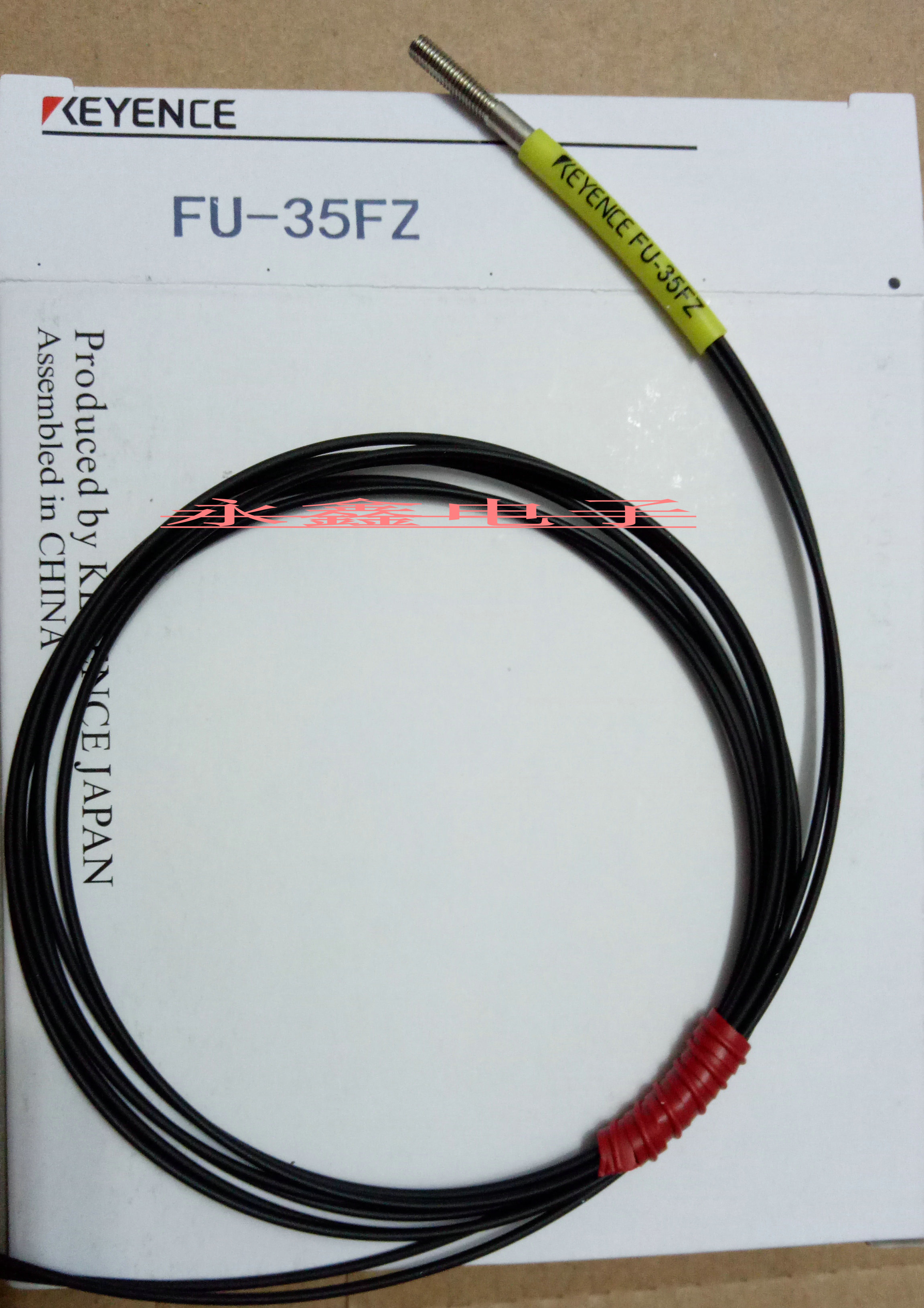 KEYENCE KEENS FU-35FZ coaxial M3 diffuse fiber