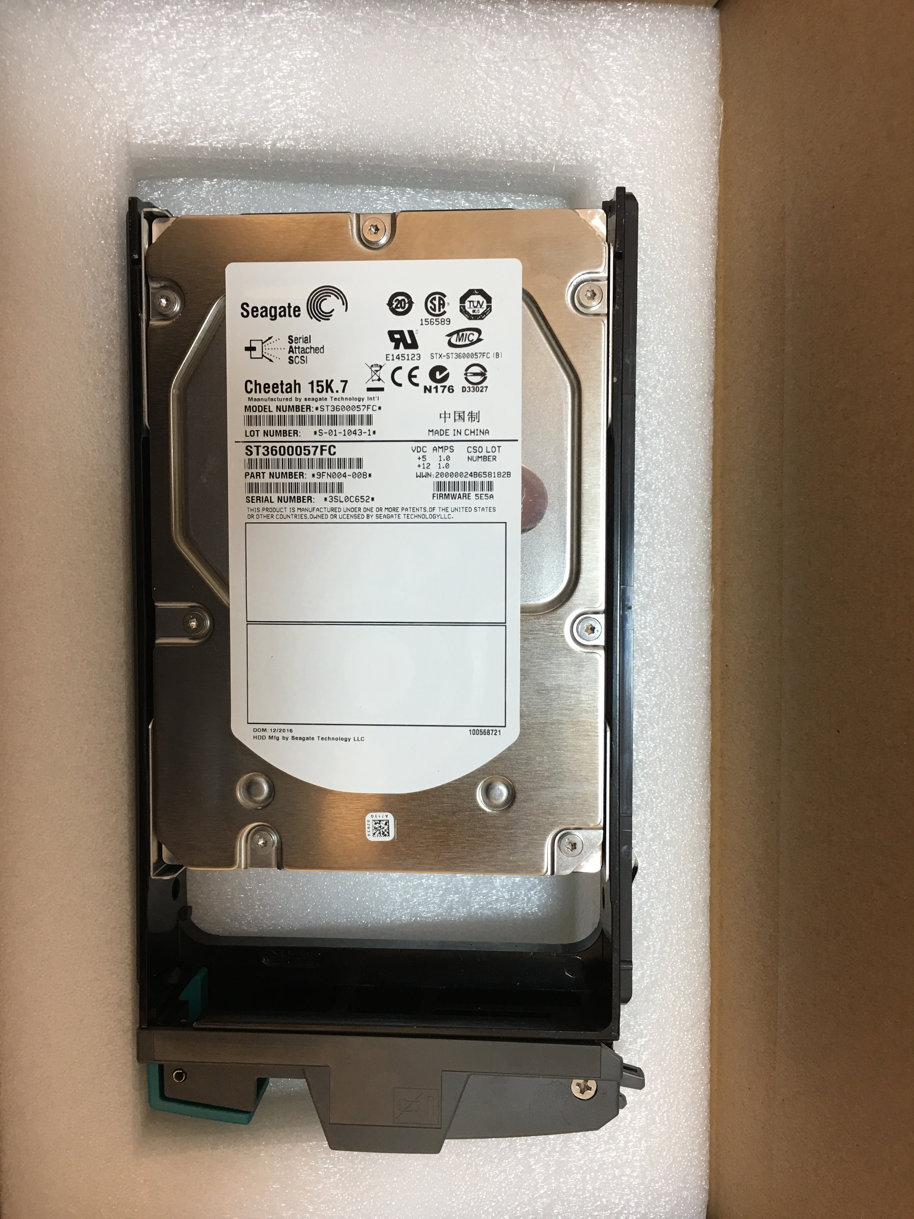 HDS R2J-K600FC 5529301-A 600G 15K FC XP2000 XP2400