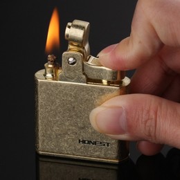 old fashioned lighter