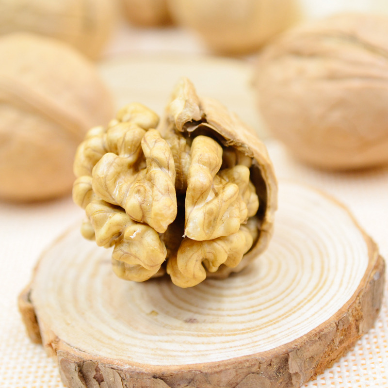 西域农庄天山圣果 新货 薄皮营养超值 新疆核桃 休闲坚果原味核桃